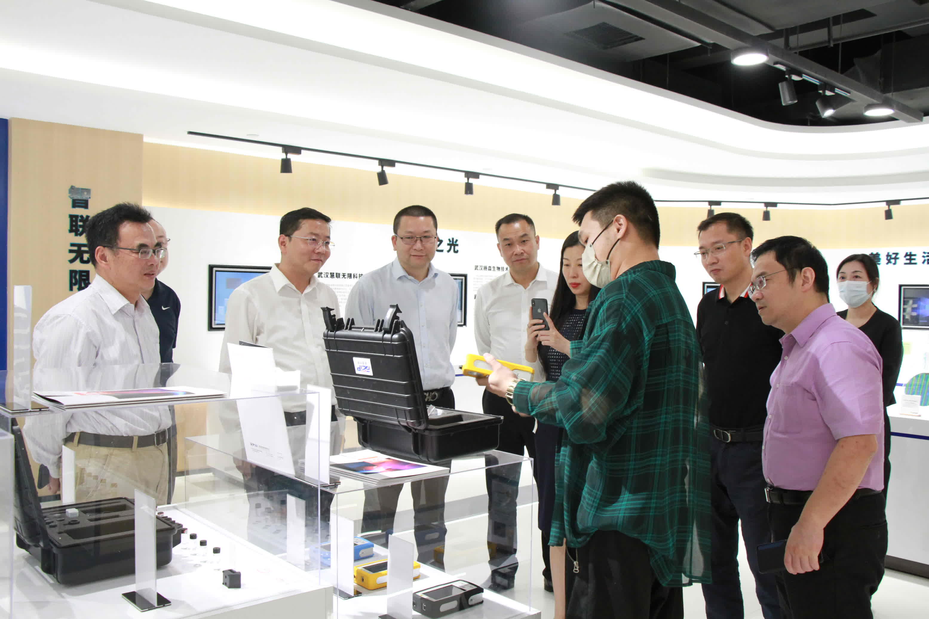 141539486.jpg IMG_1166的副本.jpg