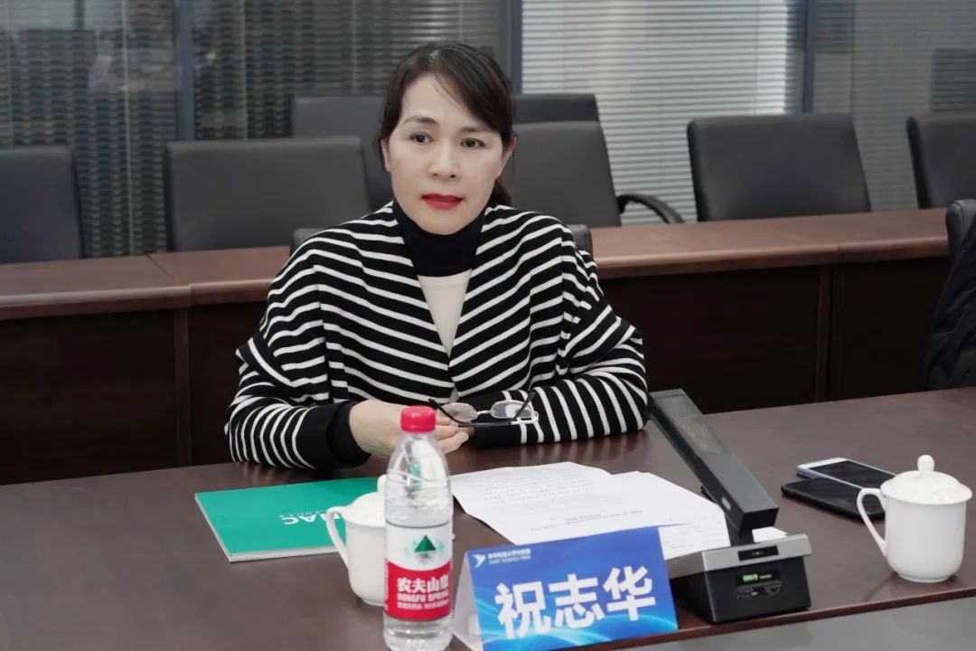 110842130.jpg 22.jpg